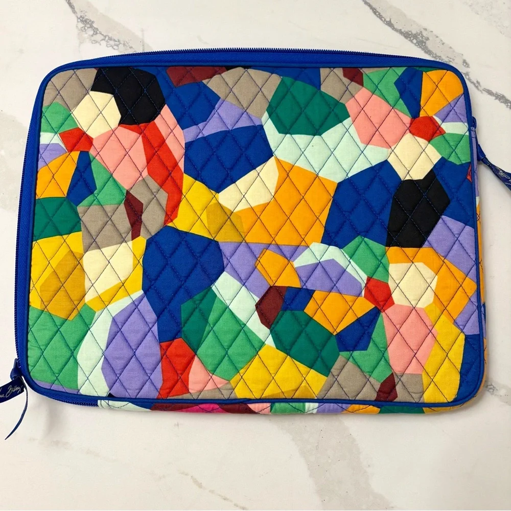 Vera Bradley Pop Art Quilted Laptop Sleeve - Picture 3 of 3